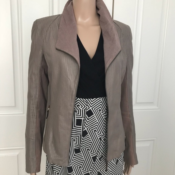 Vespucci Fitted Taupe Beige Textured leather Jacket Short Fitted NWOT Size S - Picture 3 of 8